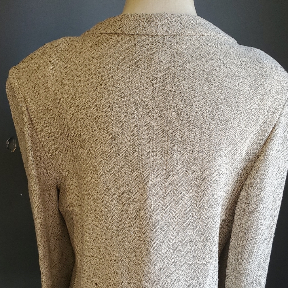 St. John Beige Textured Jacket Sz 12 - Picture 7 of 17